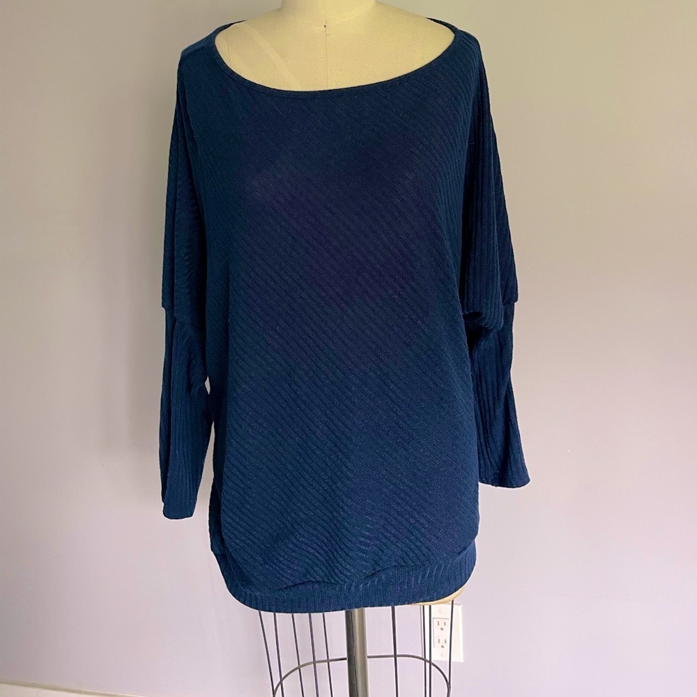 Navy Blue Knitted Tunic Over the shoulder women’s top